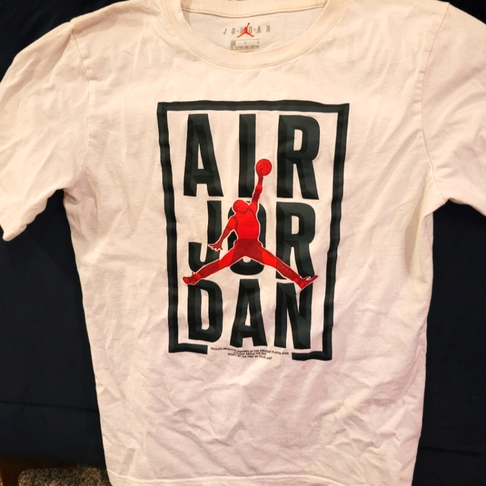 3 Boys LG Jordan tee shirts